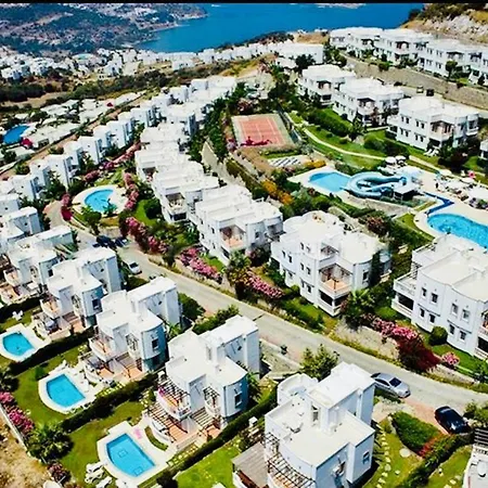 Holiday Gardens شقة